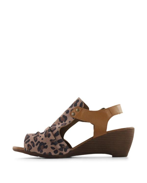 BUENO WATTLE WEDGES Bueno Shoes