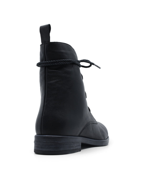 BUENO HENRY ANKLE BOOTS