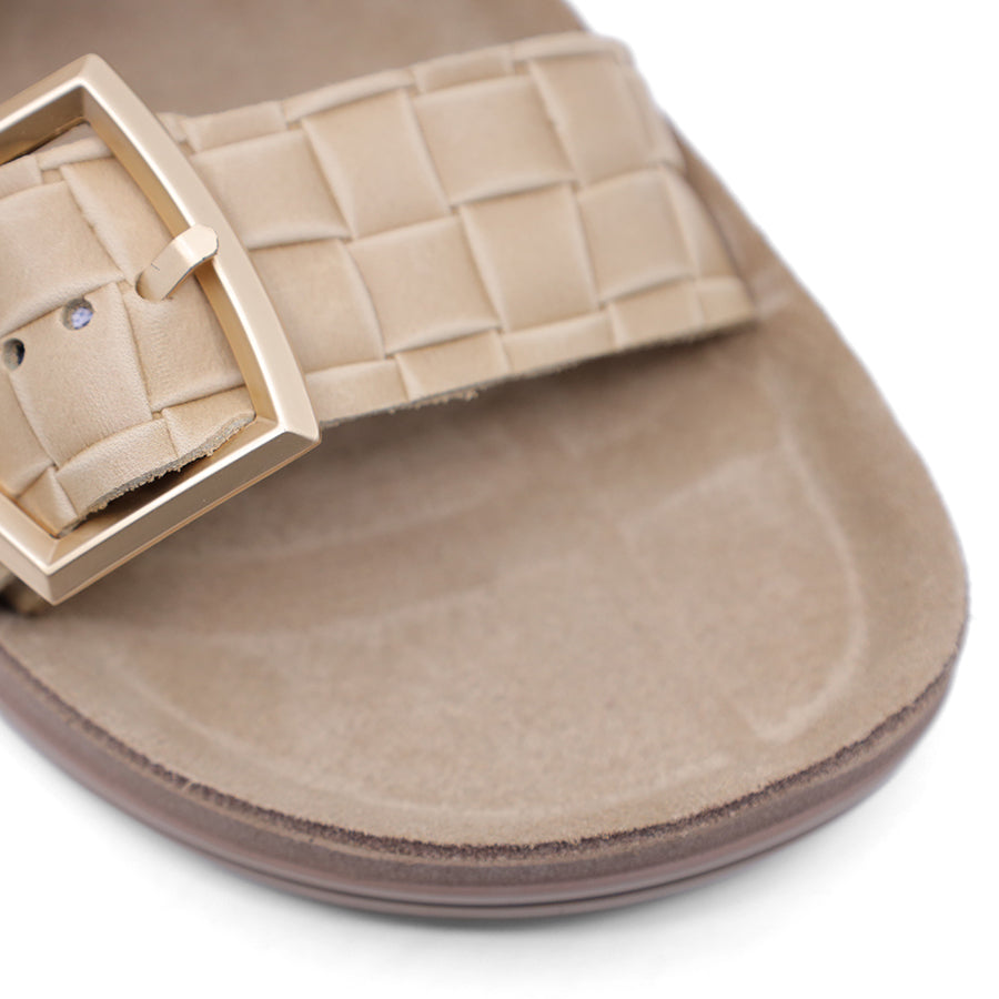 FANTASY SANDALS TAYLOR FLAT SANDALS