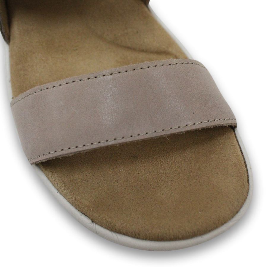HALSA CHANTAL MID HEELS