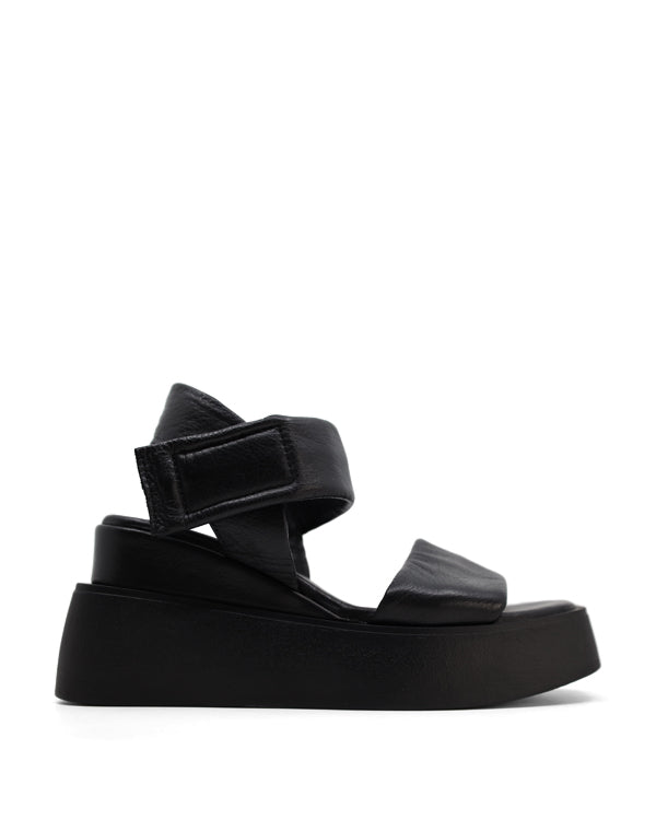 LUNA SOLE HAMPTON FLAT SANDALS