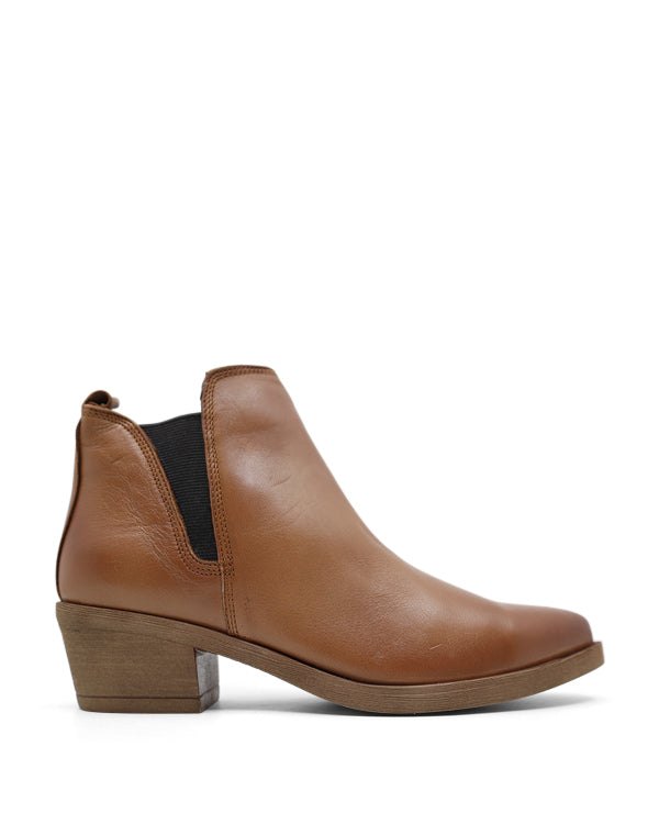 LUNA SOLE LILY ANKLE BOOTS