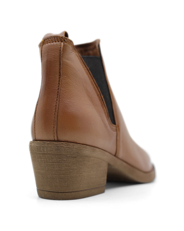 LUNA SOLE LILY ANKLE BOOTS