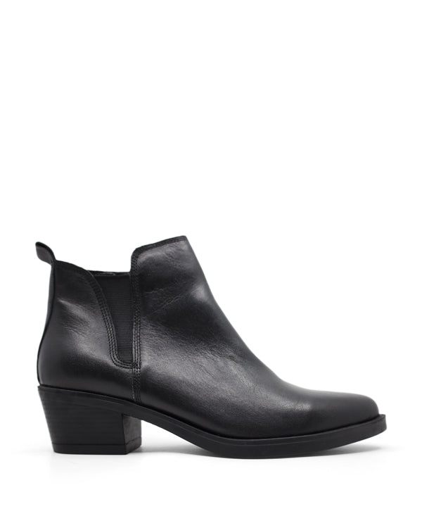 LUNA SOLE LILY ANKLE BOOTS