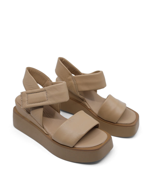 LUNA SOLE HAMPTON FLAT SANDALS