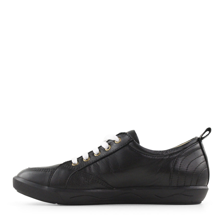 TESSELLI XD BAILEY CASUAL SHOE