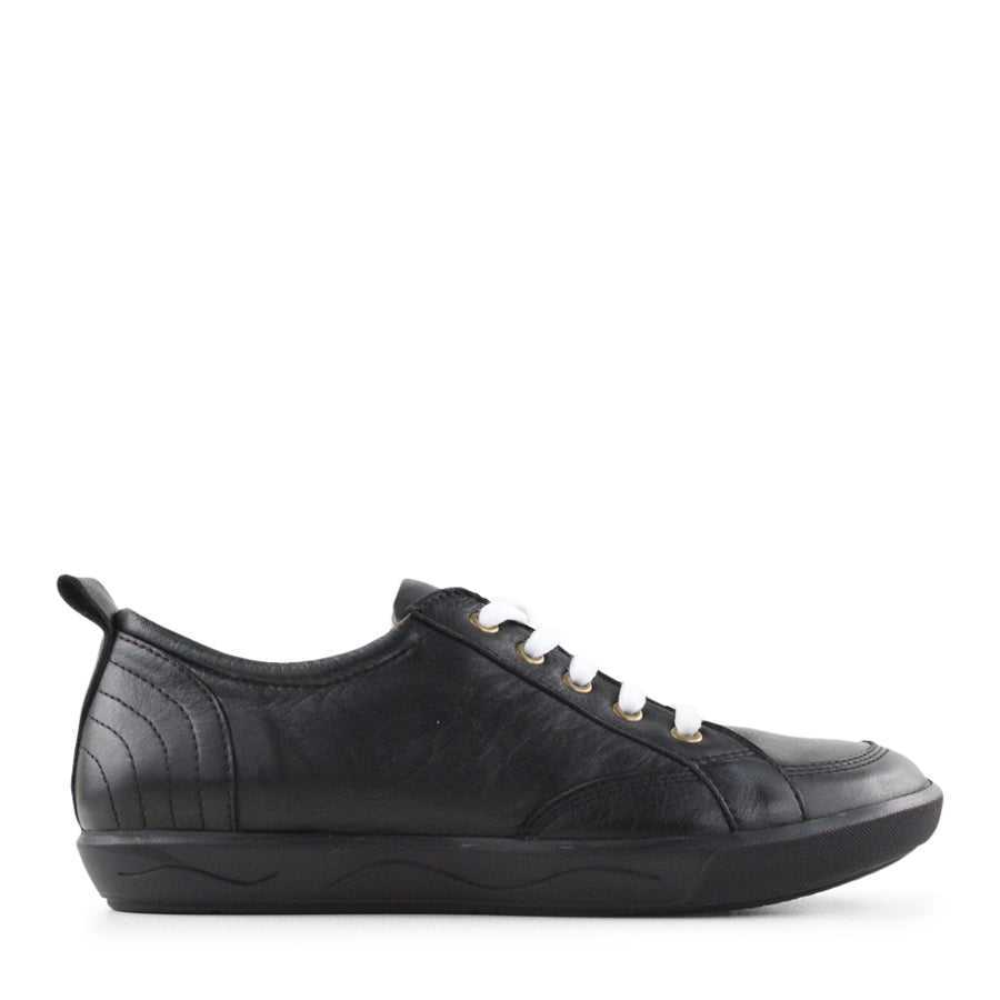 TESSELLI XD BAILEY CASUAL SHOE
