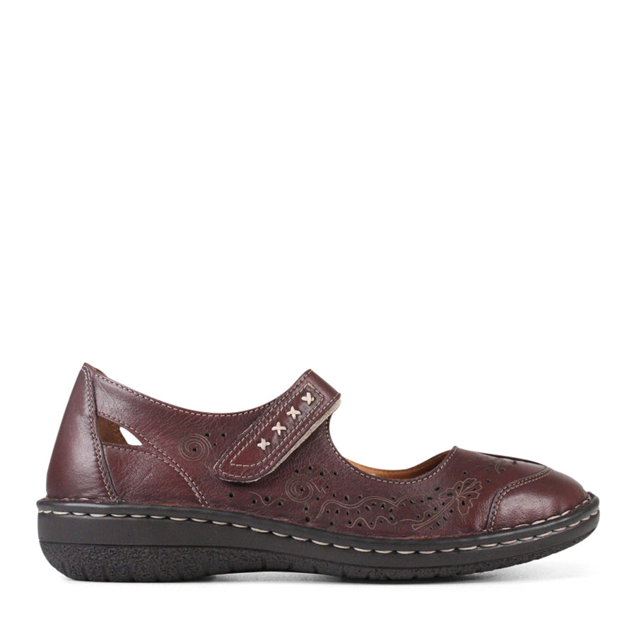 TESSELLI GERTRUDE CASUAL SHOE
