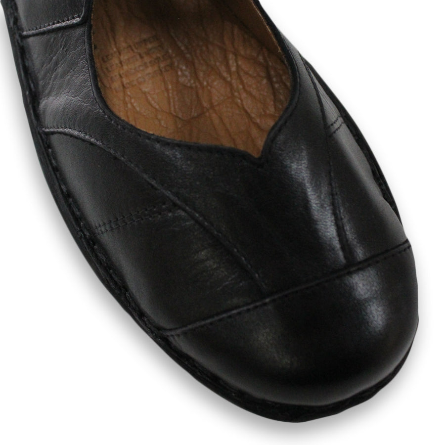 TESSELLI GWENDA CASUAL SHOE
