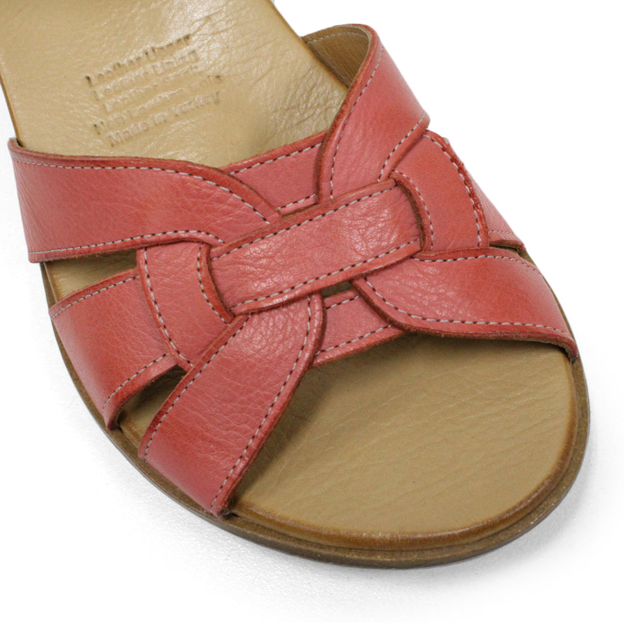 TESSELLI GYPSY FLAT SANDALS