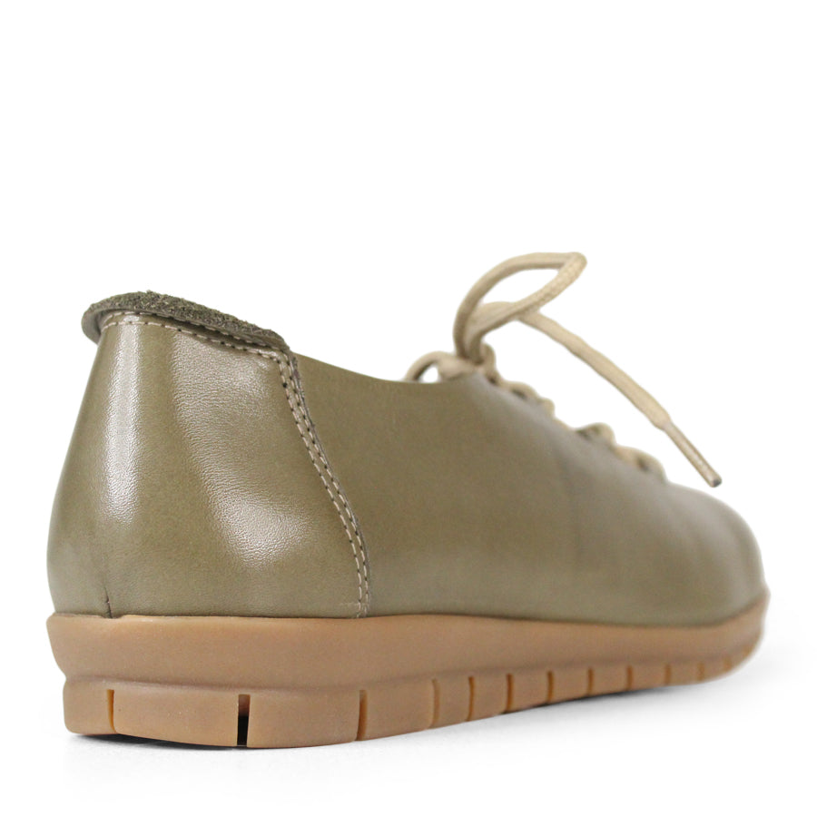 TESSELLI TRENT CASUAL SHOE