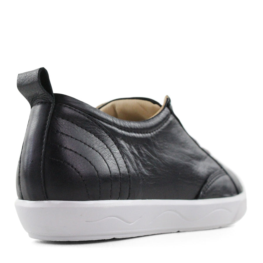 TESSELLI XD BAILEY CASUAL SHOE