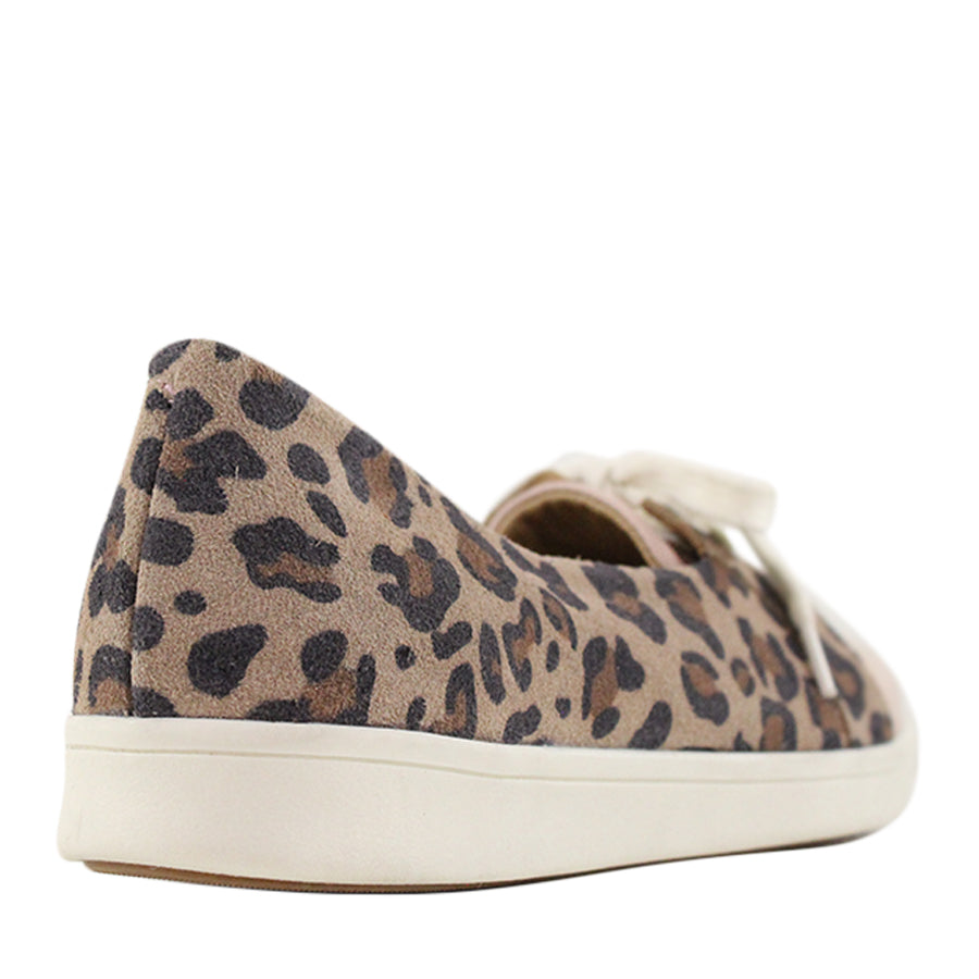 TESSELLI XD HANITA CASUAL SHOE