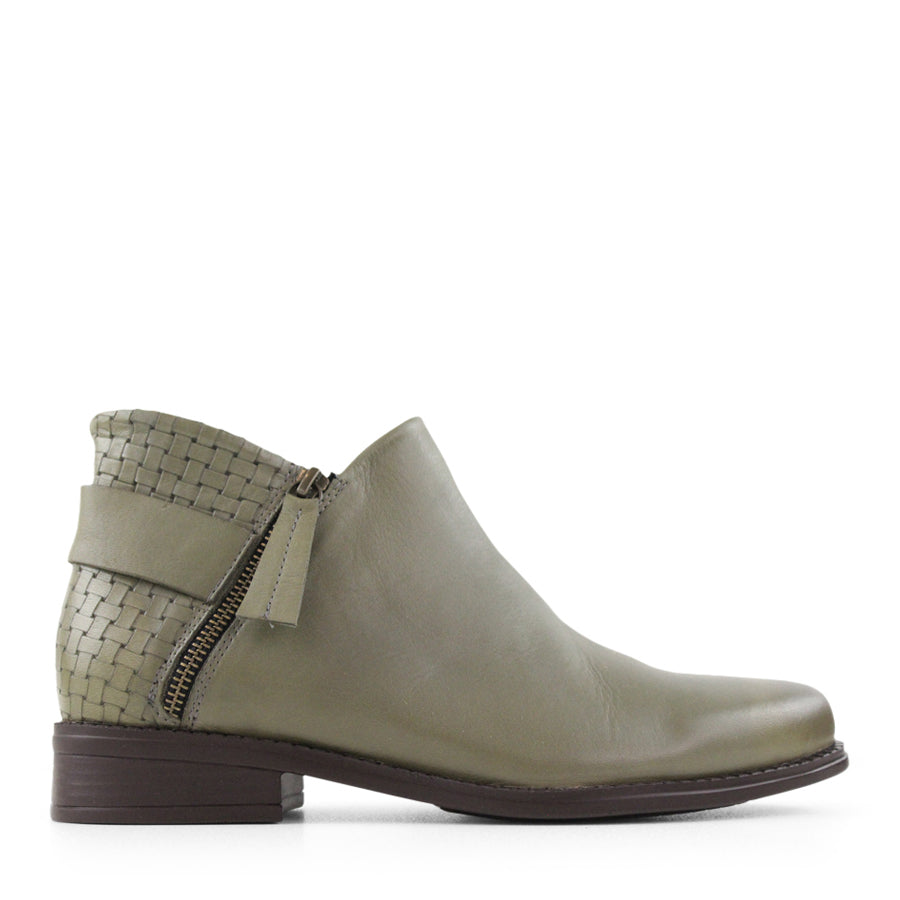 TESSELLI XD OLIVE ANKLE BOOTS