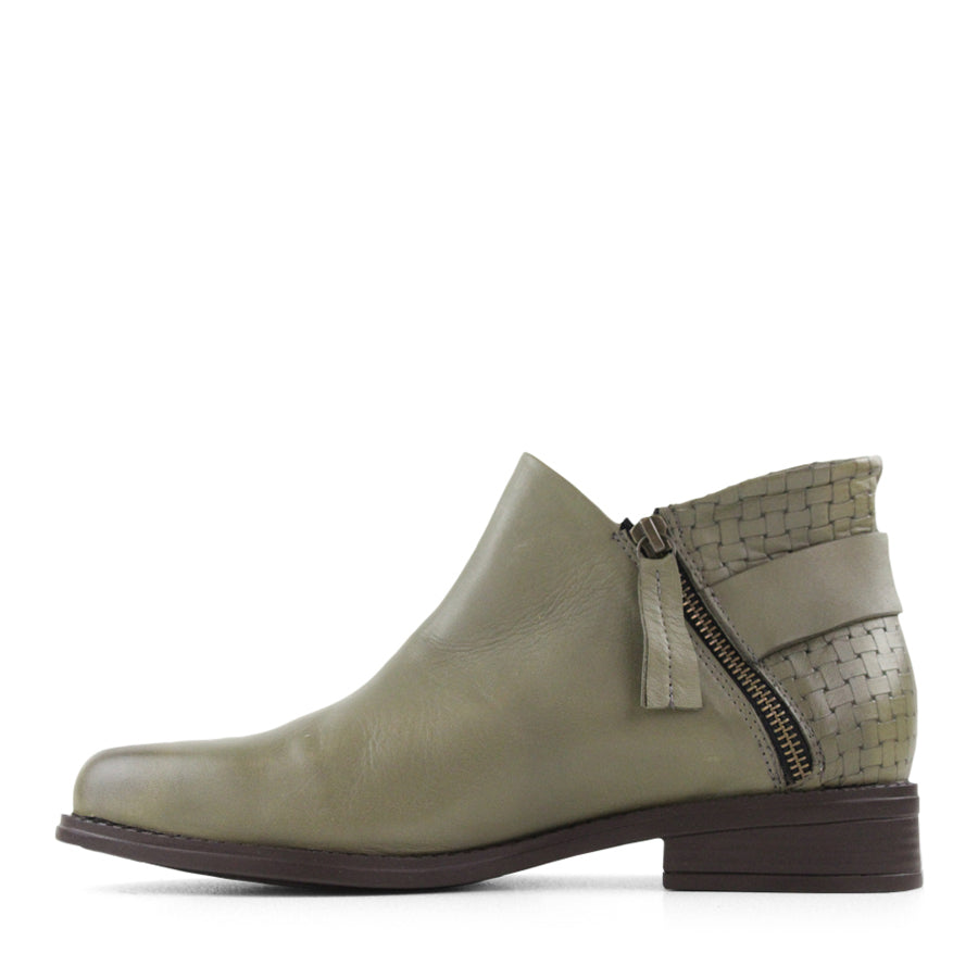 TESSELLI XD OLIVE ANKLE BOOTS