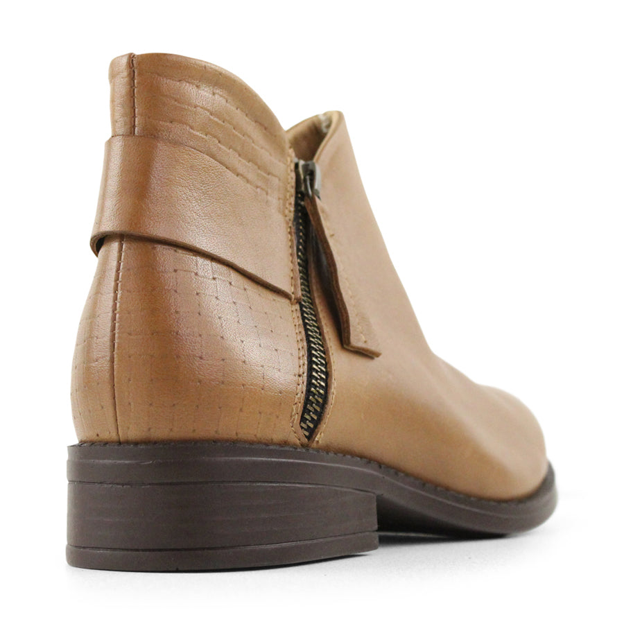 TESSELLI XD OLIVE ANKLE BOOTS