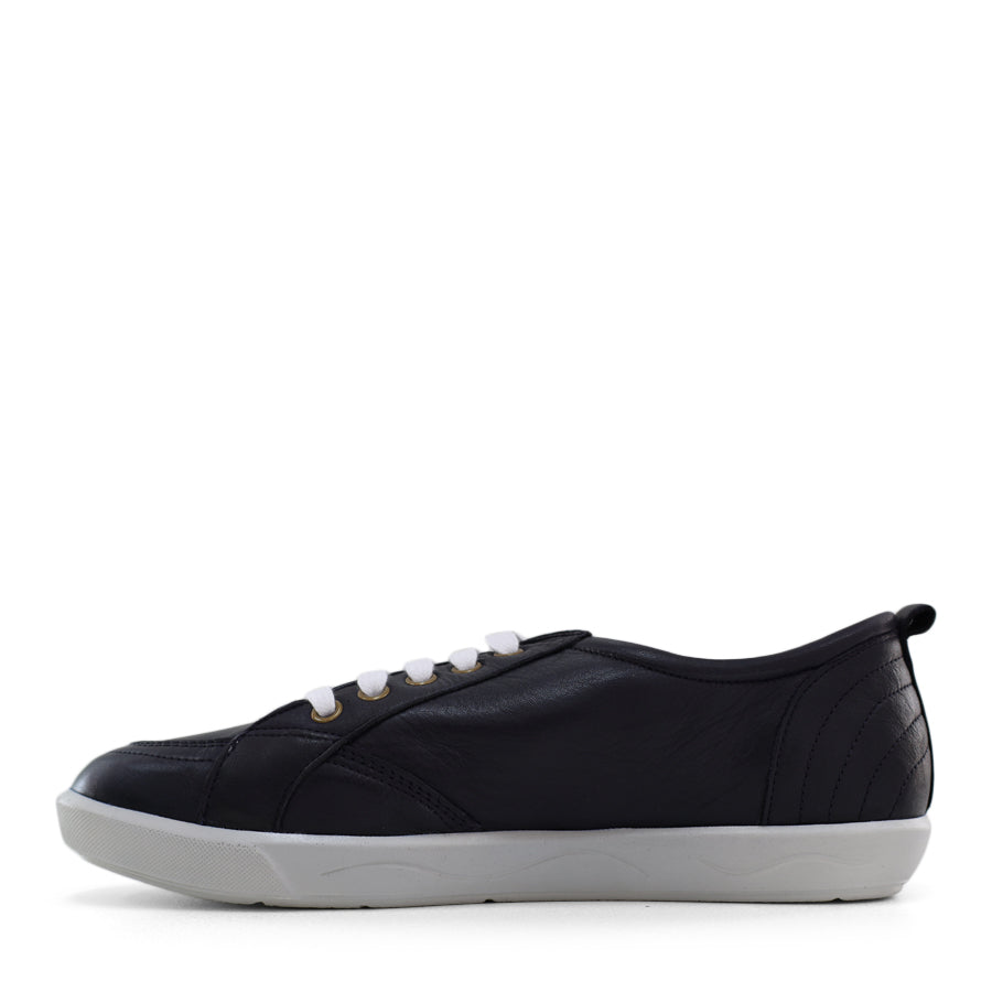 TESSELLI XD BAILEY CASUAL SHOE