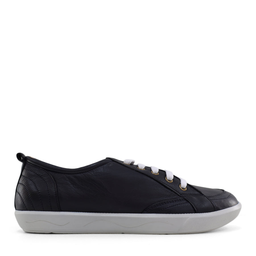 TESSELLI XD BAILEY CASUAL SHOE