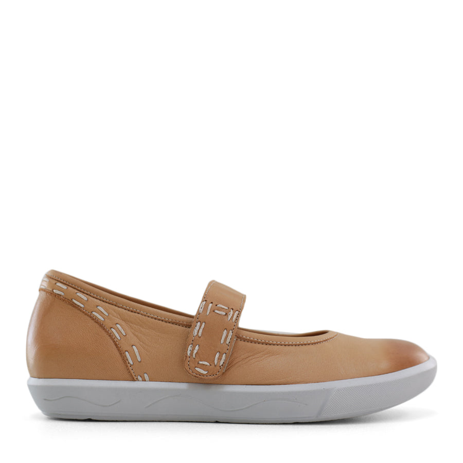 TESSELLI XD BELEN CASUAL SHOE