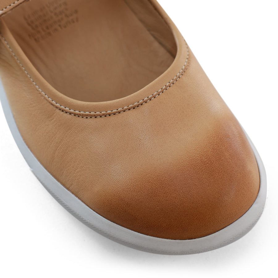 TESSELLI XD BELEN CASUAL SHOE