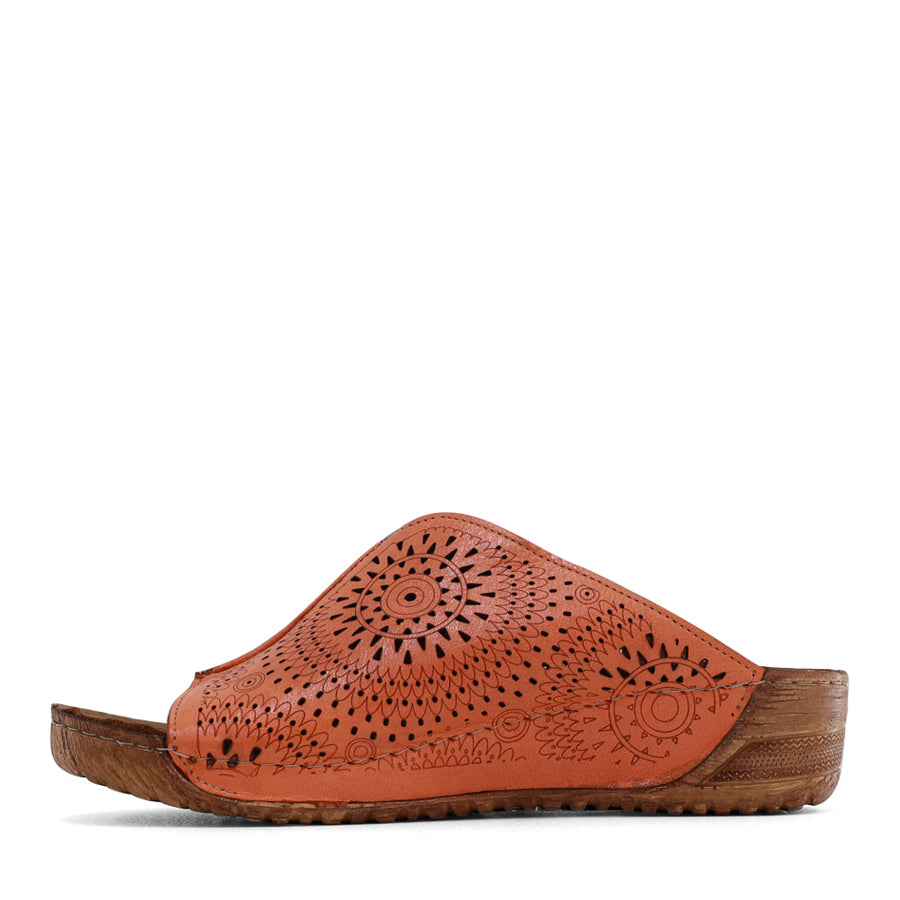 TESSELLI ESMERALDA FLAT SANDALS