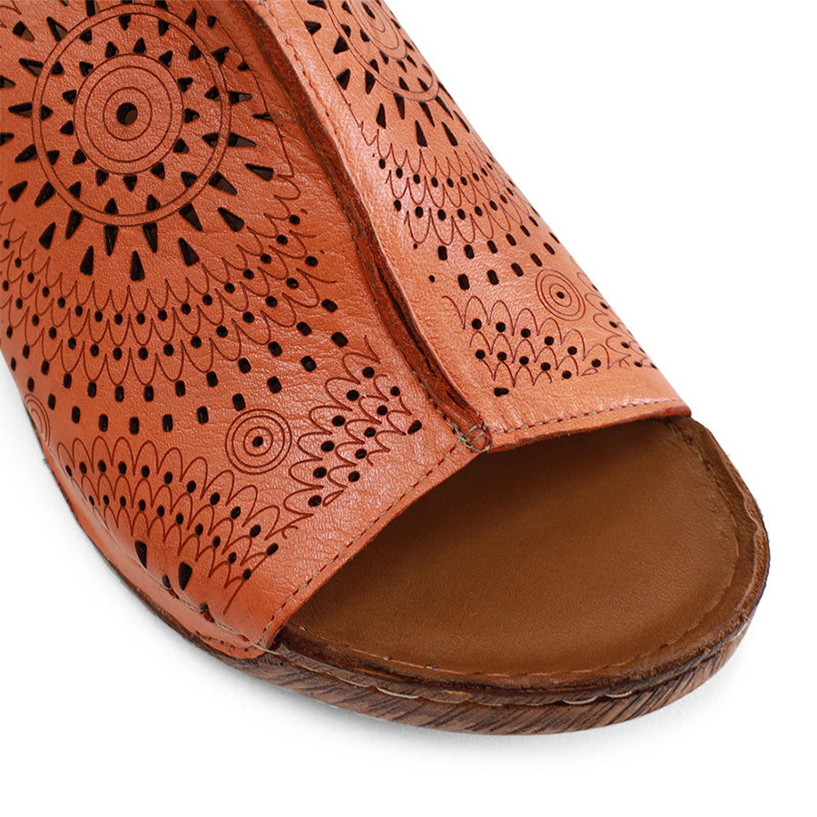 TESSELLI ESMERALDA FLAT SANDALS