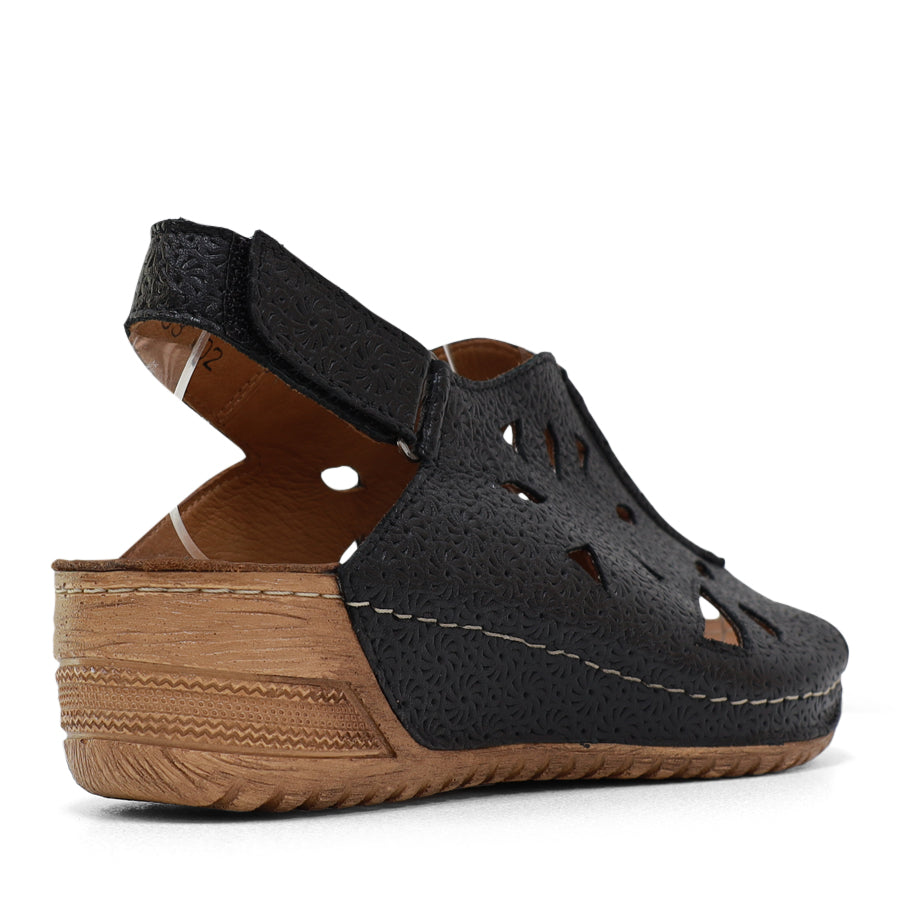 TESSELLI ESTER FLAT SANDALS