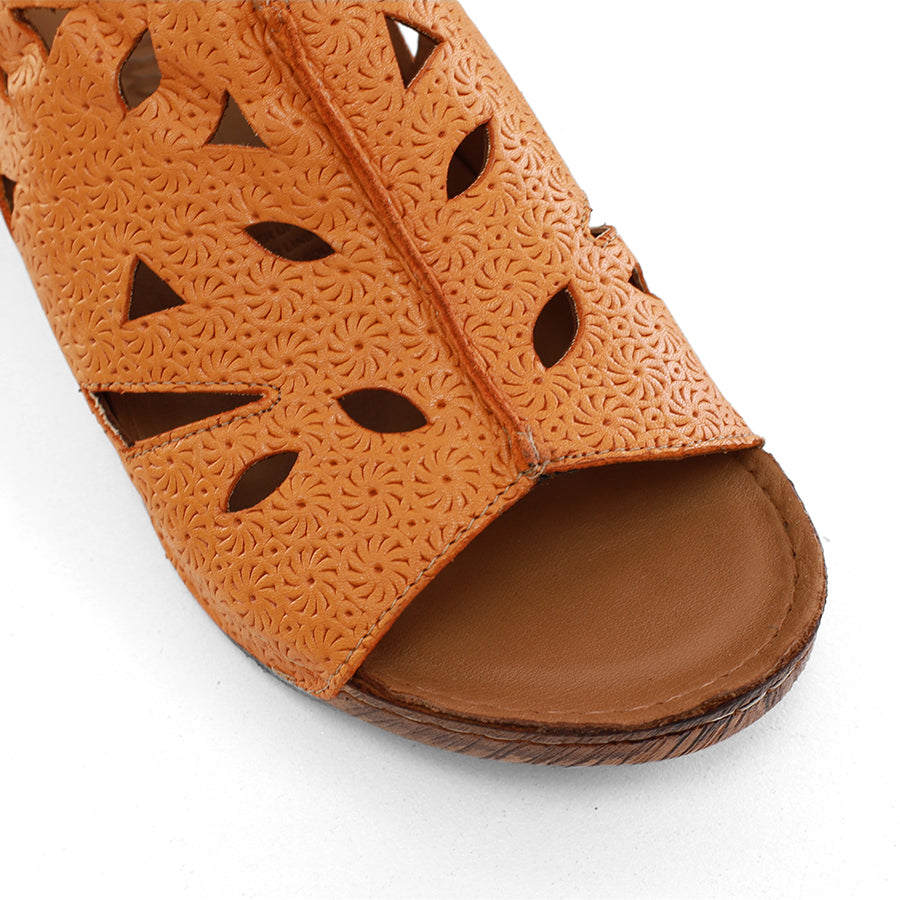 TESSELLI ESTER FLAT SANDALS