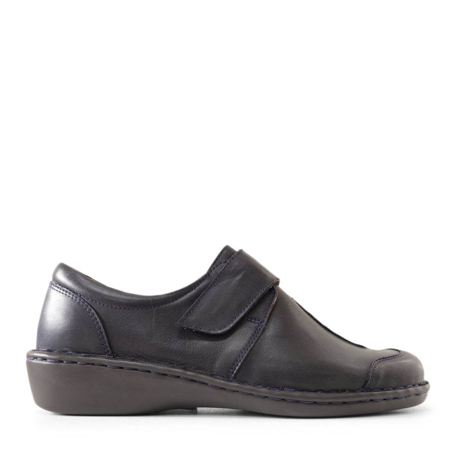 TESSELLI GENEVA CASUAL SHOE
