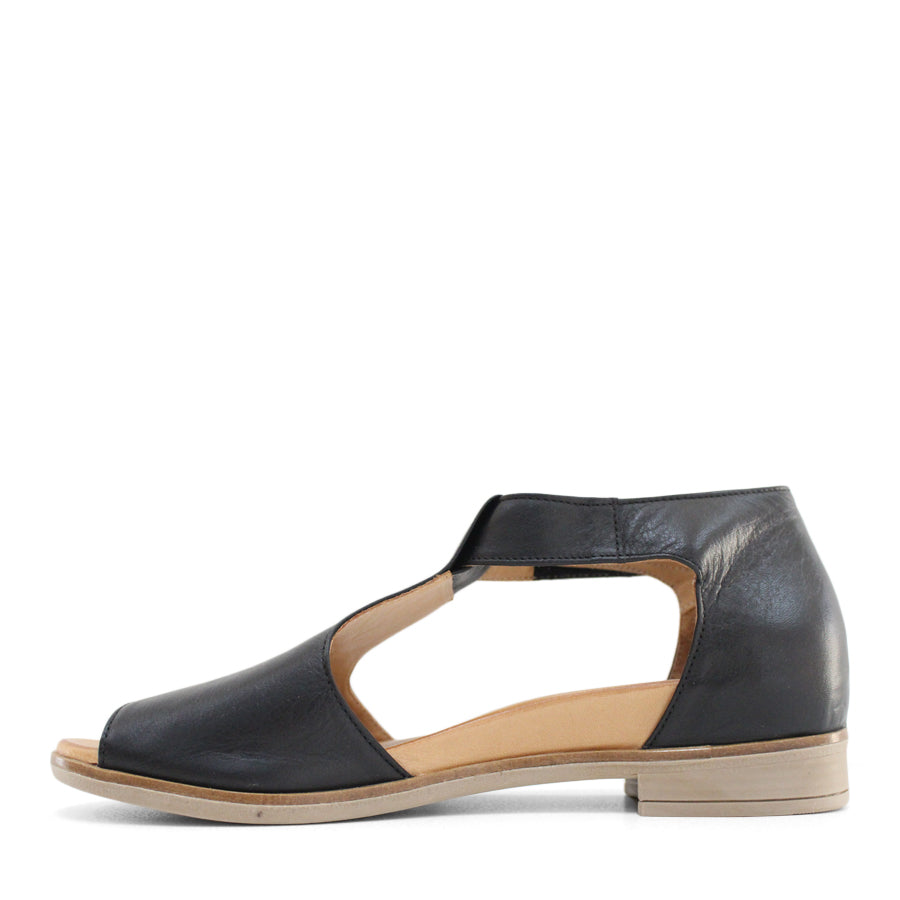 TESSELLI GEORGINA FLAT SANDALS