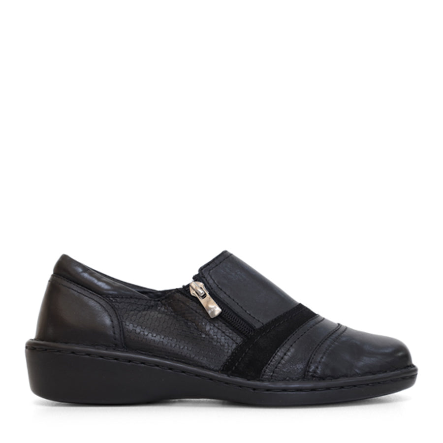 TESSELLI GIBSON CASUAL SHOE