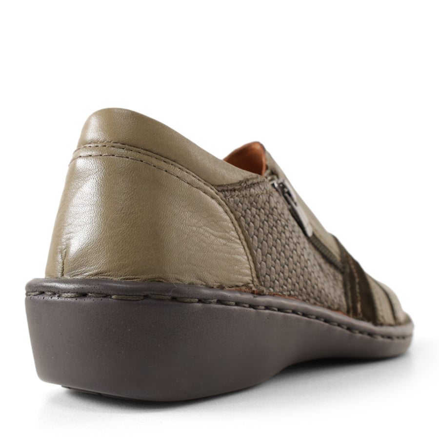 TESSELLI GIBSON CASUAL SHOE