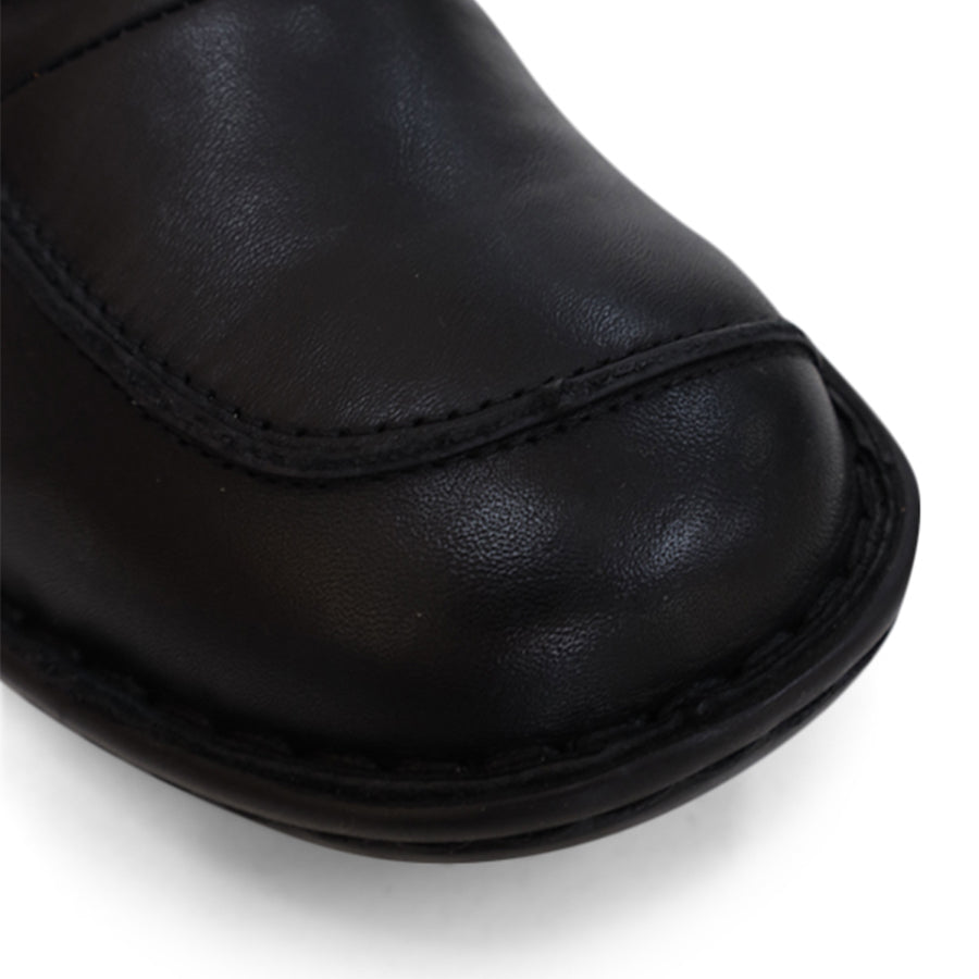TESSELLI GINNY CASUAL SHOE