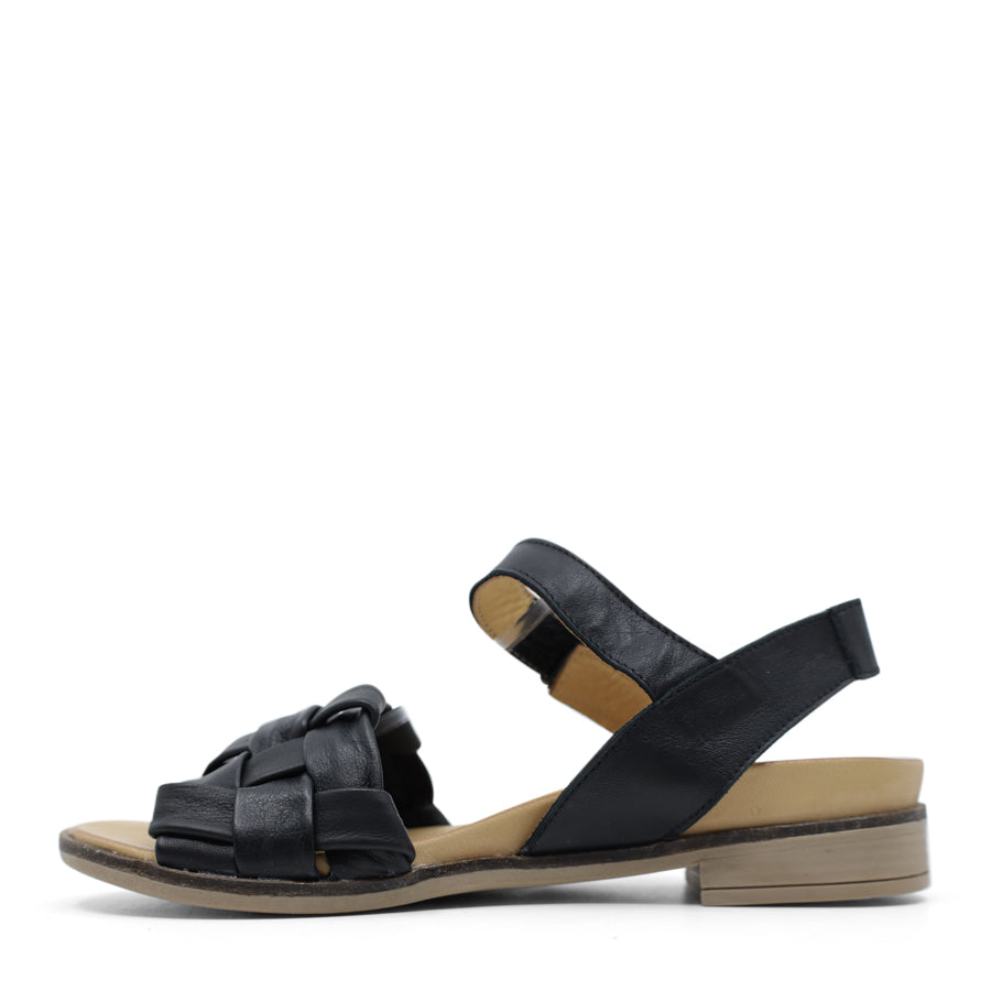 TESSELLI GOLDIE FLAT SANDALS
