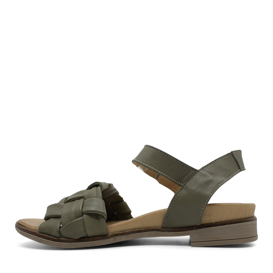 TESSELLI GOLDIE FLAT SANDALS