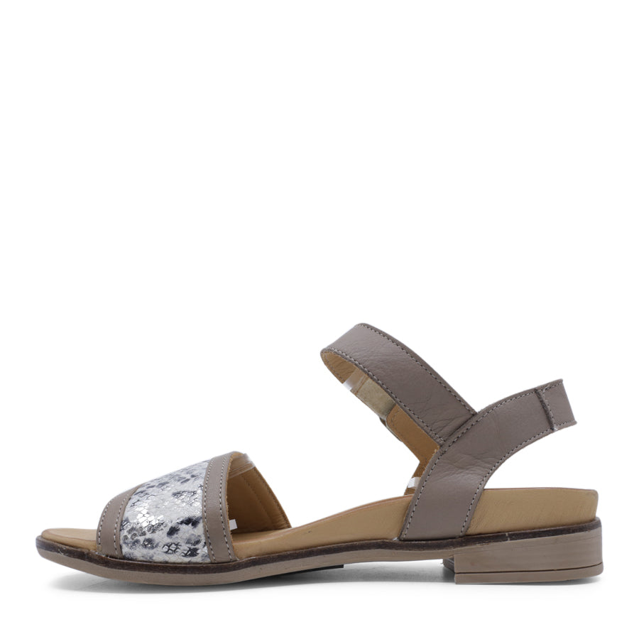 TESSELLI GRAMIA FLAT SANDALS