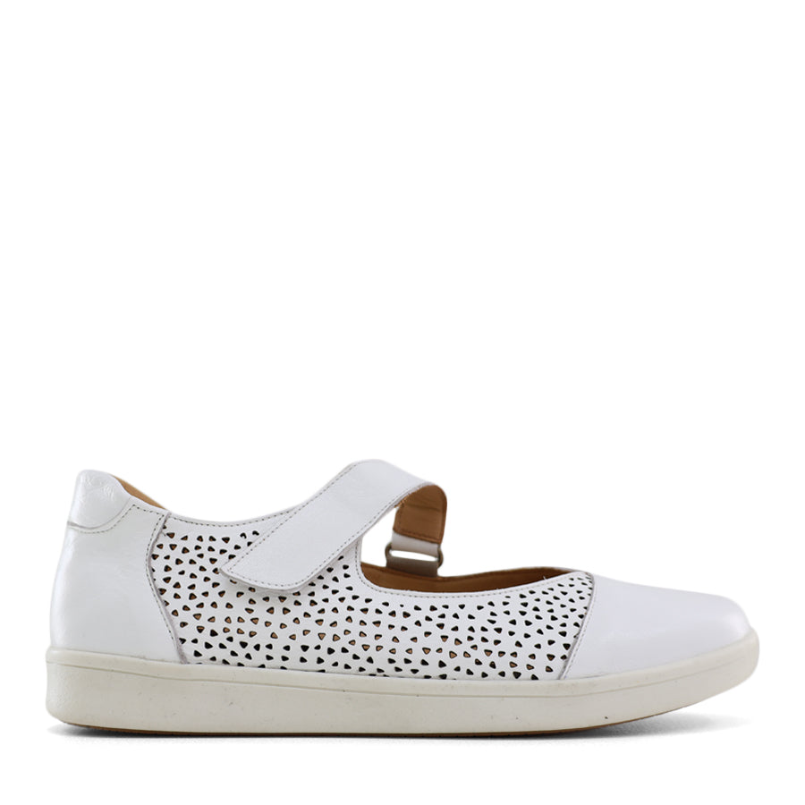 TESSELLI XD HECKLE CASUAL SHOE