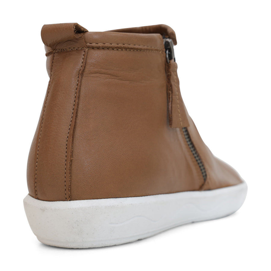TESSELLI XD BETHANY ANKLE BOOTS