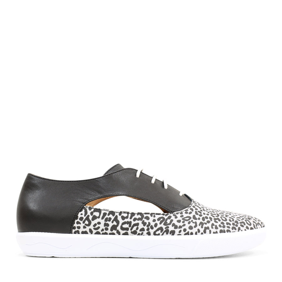 TESSELLI XD BINDI CASUAL SHOE