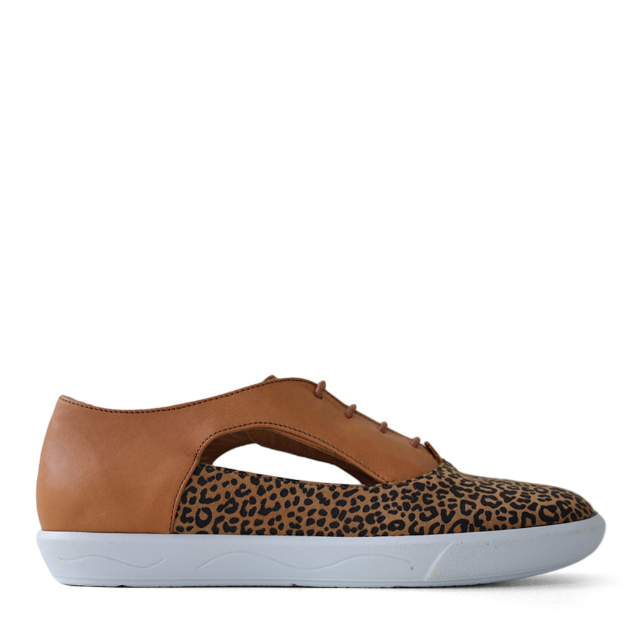 TESSELLI XD BINDI CASUAL SHOE