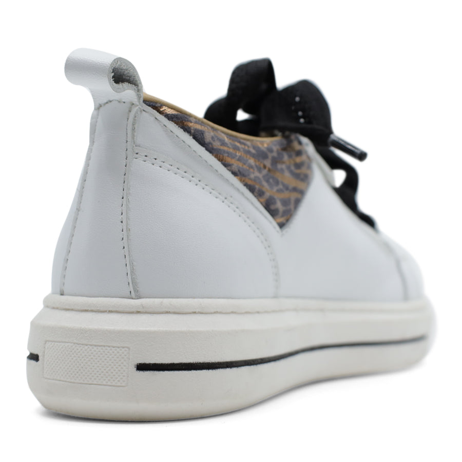 TESSELLI XD CORA CASUAL SHOE