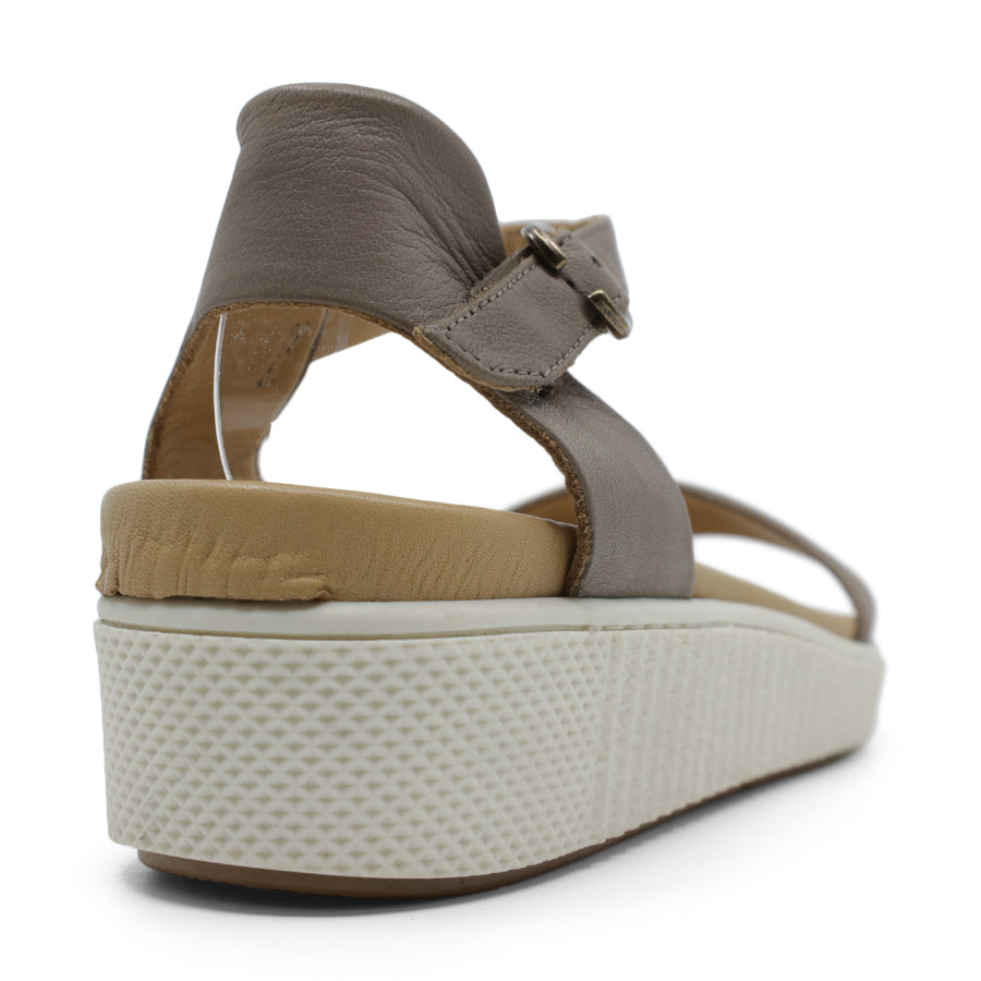 TESSELLI XD DIGBY FLAT SANDALS