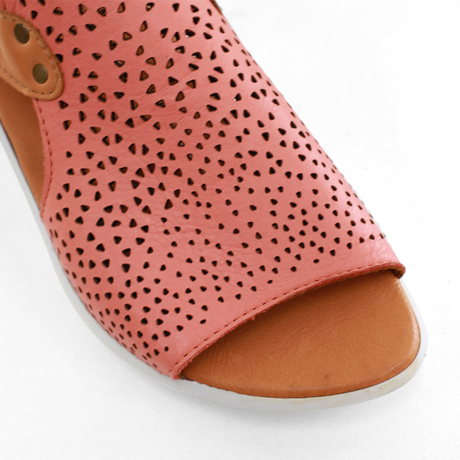 TESSELLI XD TAJ FLAT SANDALS