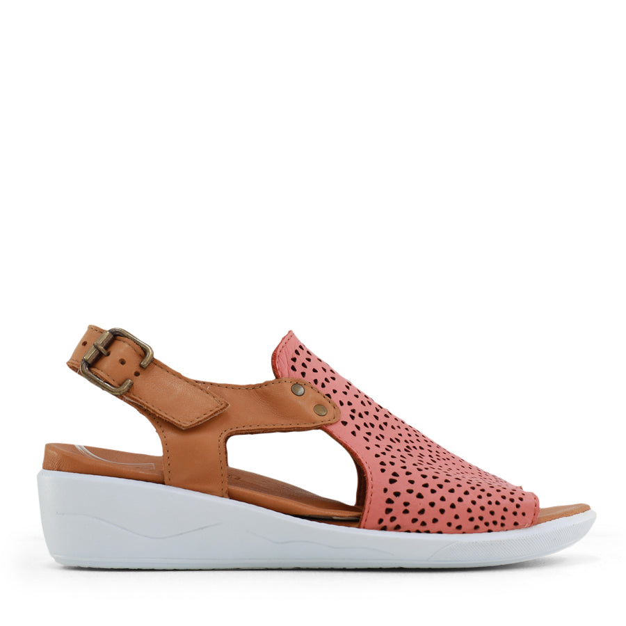 TESSELLI XD TAJ FLAT SANDALS