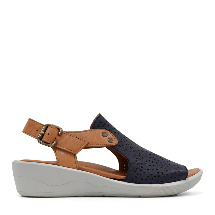 TESSELLI XD TAJ FLAT SANDALS