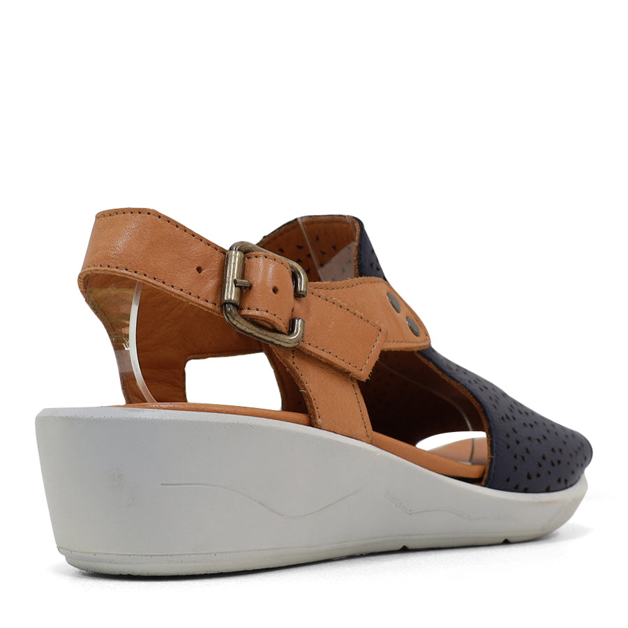 TESSELLI XD TAJ FLAT SANDALS