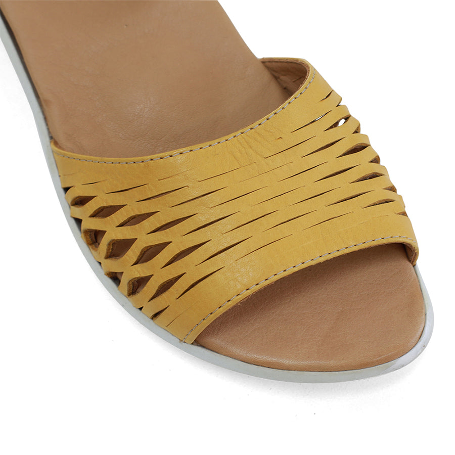 TESSELLI XD TAMMY FLAT SANDALS