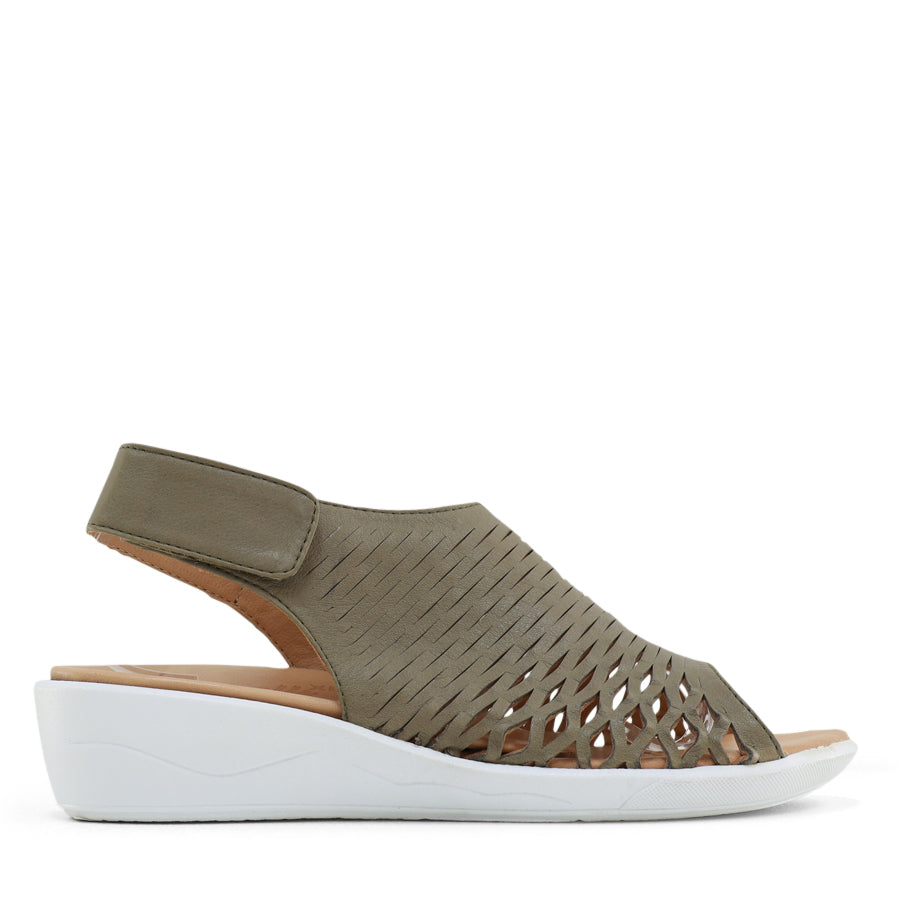 TESSELLI XD TIMMY FLAT SANDALS