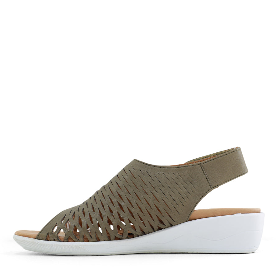TESSELLI XD TIMMY FLAT SANDALS