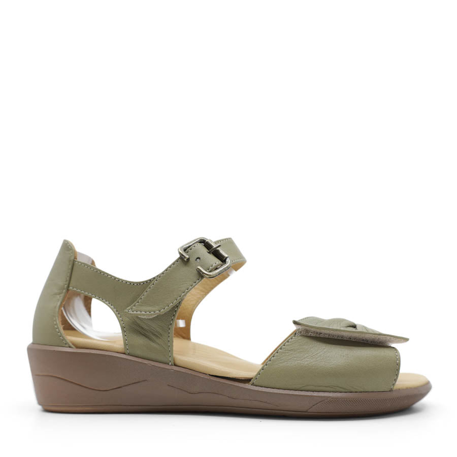 TESSELLI XD TYLER FLAT SANDALS